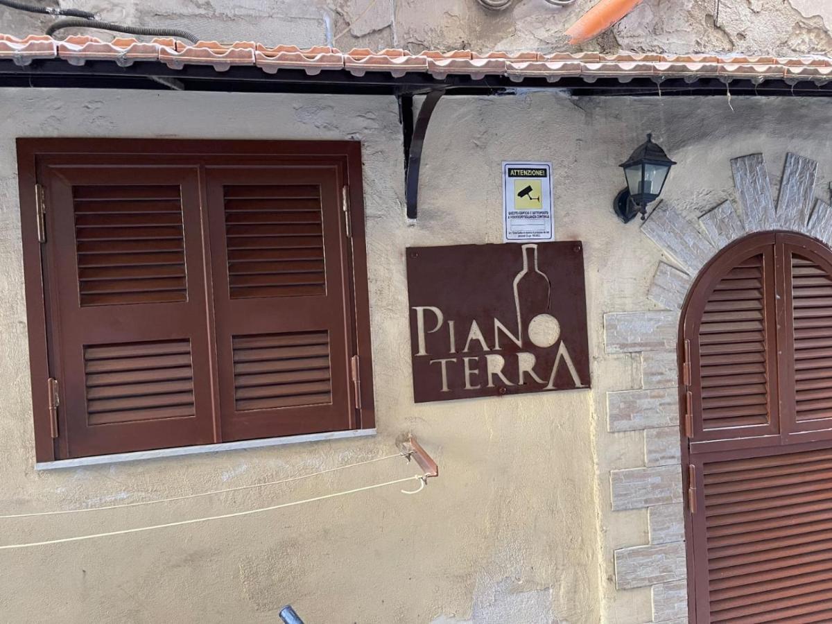 那不勒斯Piano Terra住宿加早餐旅馆 外观 照片
